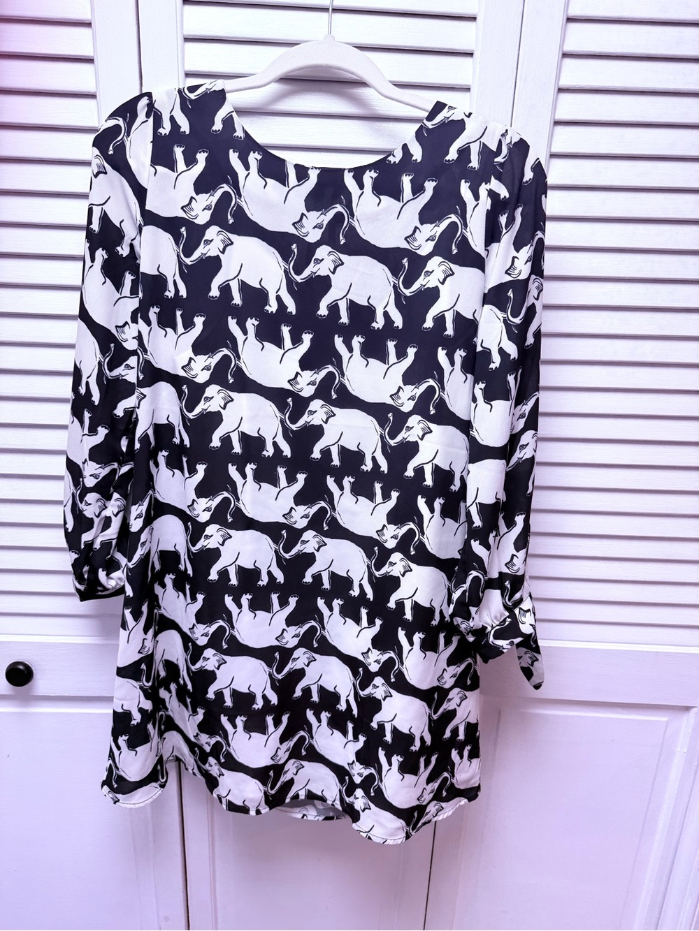 ModCloth Elephant Print and Shift Dress Size Small Black White Long Sleeve Novel